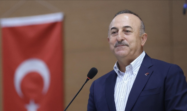 Bakan Çavuşoğlu: Suriye rejimi, Suriyelilerin ülkesine dönmesini istiyor