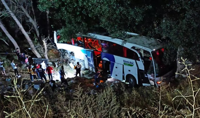 Yozgat'ın Sorgun ilçesinde meydana gelen otobüs kazasında 11 kişi hayatını kaybetti