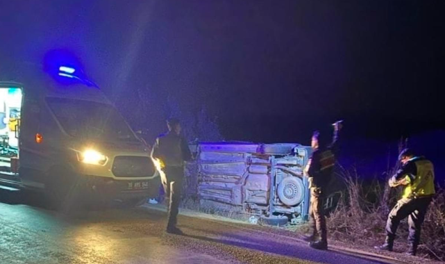 Balıkesir'de Kamyonetle Traktör Çarpıştı: 1 Ölü, 2 Yaralı