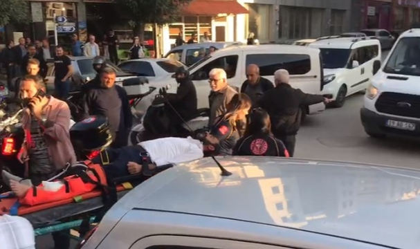 Tıraş olduğu berberi silahla ayağından vurup kaçtı