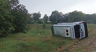 Afyonkarahisar'da Minibüs Devrildi: 14 Yaralı