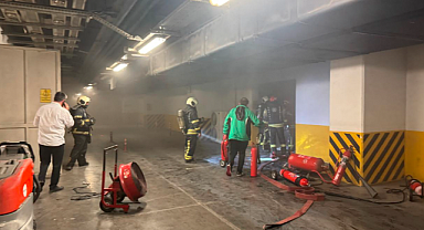 Kocaeli'de Hastanenin Bodrum Katında Yangın