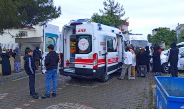 Samsun'da Okulda Biber Gazı Kapsülü Patladı: 25 Öğrenci Hastanelik Oldu