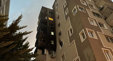 Çıkan Yangında Pencereden Sarkınca Düşen Kişi Hayatını Kaybetti 