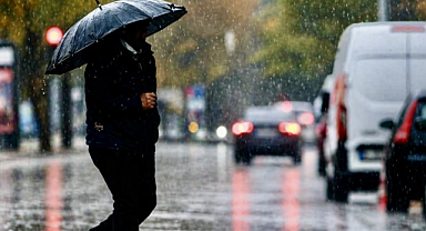 Meteoroloji'den 5 Günlük Alarm: Sıcaklıklar Hızla Düşüyor, Sağanak Yağış Geliyor