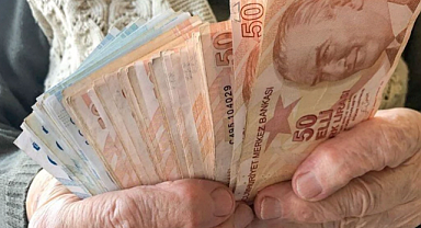 Emeklilere Yüzde 50 Zam İddiası Kulislerde Gündem Oldu