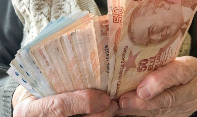 Emeklilere Yüzde 50 Zam İddiası Kulislerde Gündem Oldu
