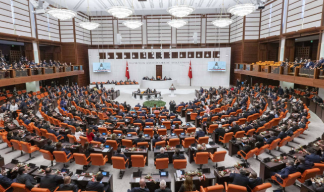 Milyonlarca Memura Sicil Affı Müjdesi: Disiplin Cezaları Siliniyor mu?