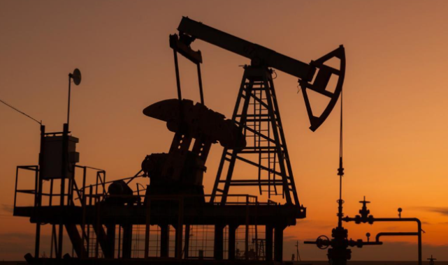 Brent Petrolün Varil Fiyatı 97,60 Dolar Seviyesinde İşlem Görüyor