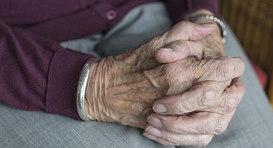Dünya Yaşlanıyor: Yaşlı İstismarı Mağdurlarının Sayısı Hızla Artıyor