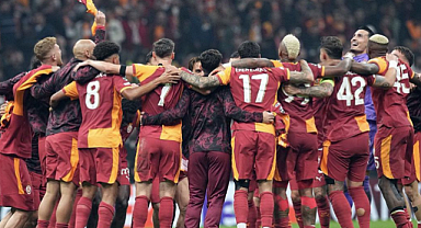 Galatasaray Harekete Geçti: Okan Buruk ve 4 Futbolcuyla Yeni Sözleşme