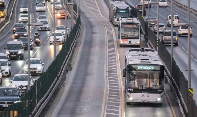 İstanbul'da Yarın Bazı Yollar Kapalı: Metrobüs Güzergahı Değişiyor