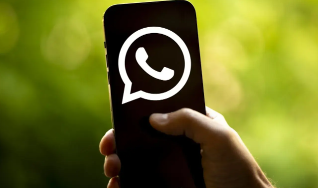 WhatsApp'tan Kimlik Gönderenlere