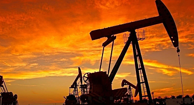 Brent Petrol 83 Doların Üzerinde İşlem Görüyor