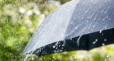 Meteoroloji Saat Verdi! 26 İlde Sarı ve Turuncu Alarm: Kuvvetli Yağış ve Fırtına Geliyor