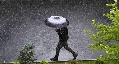 Meteoroloji Uyardı: Kuvvetli Sağanak Birçok Bölgede Etkili Olacak