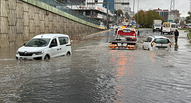 İstanbul Dahil 6 İlde Sağanak Alarmı! Okullar Tatil, Motosikletlere Yasak Geldi