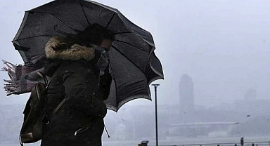 Meteoroloji 13 İli Uyardı: Fırtına ve Sağanak Hayatı Olumsuz Etkiledi