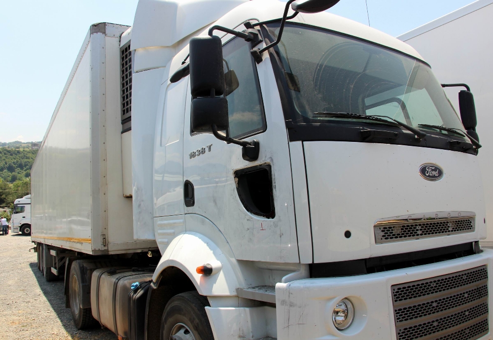 İstanbul'da TIR Dolusu Çikolata Çalındı