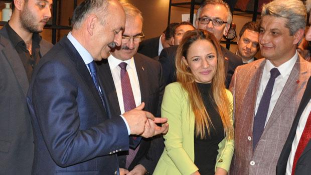 Bakan'ın İş Teklifi'ni Reddetti!