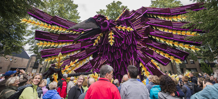 Çiçek Heykellerin Festivali: Corso Zundert