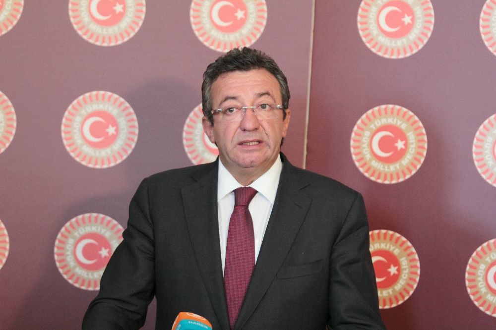 CHP, Başbakan'ı Muhatap Almak İstiyor Ama..