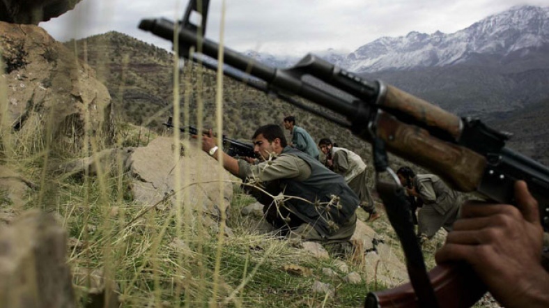 PKK'lılar Ev Taradı! 2 Ölü 2 Yaralı!