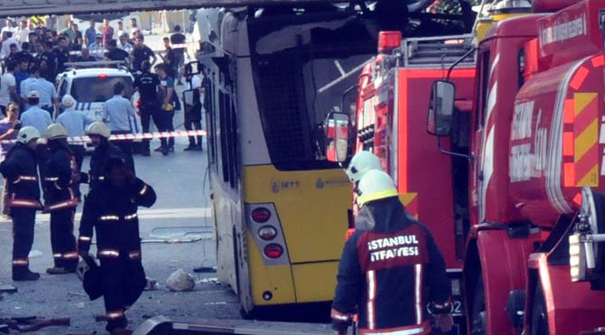 Yenikapı'da Üst Geçit Faciası