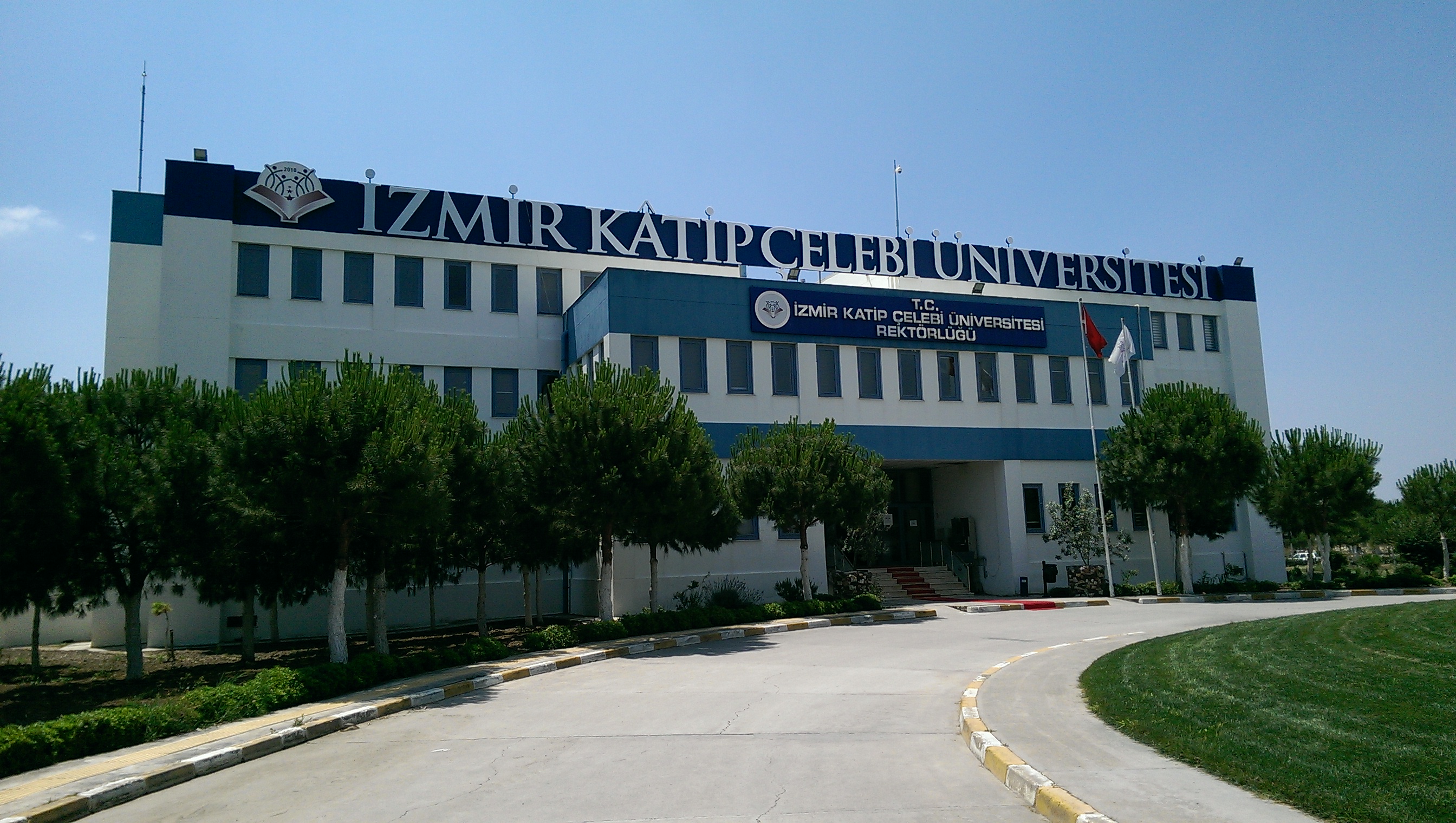 İzmir Katip Çelebi Üniversitesi'nde FETÖ Operasyonu!