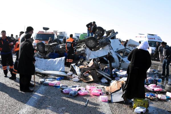 Van'da Feci Kaza: 11 Ölü!