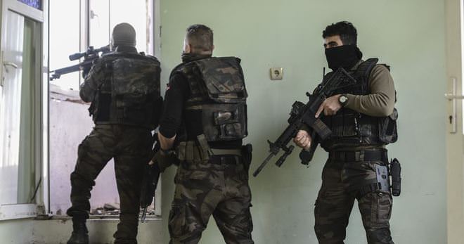Sur'da 7 Terörist Öldürüldü!