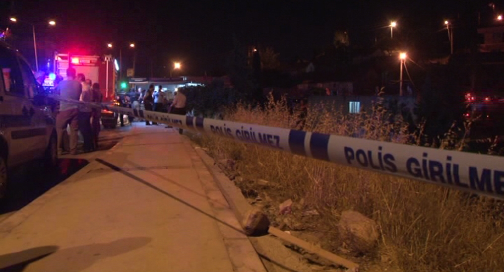 İzmir'de Korkunç Kaza: 2 Ölü 2 Yaralı