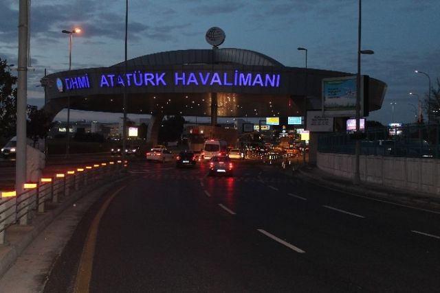 Atatürk Havalimanı’nda Panik! Alarm Verildi, Hareketli Saatler Yaşandı