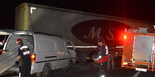 Aydın’da Feci Kaza! TIR’la Minibüs Çarpıştı: 1 Ölü
