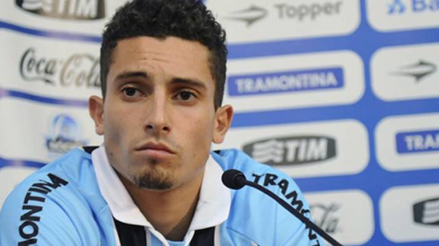 Alex Telles'in Milli Takımı Değişebilir!