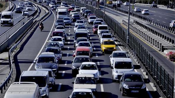 Plakaları ile Oynayıp MOBESE'den Kaçmaya Çalışanlara Ceza Yağdı