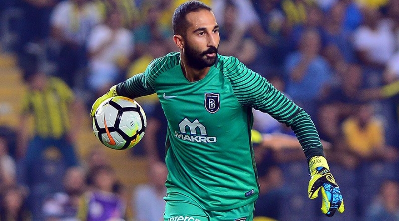 Kadıköy'de Korkutan An: Volkan Babacan Birden Yere Yığıldı