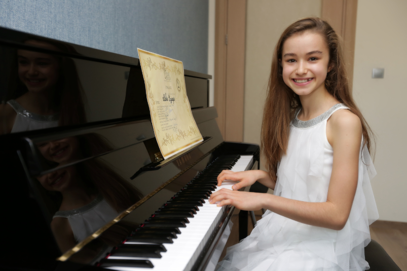 Nehir Özzengin, Piyanoda Dünya İkincisi Oldu