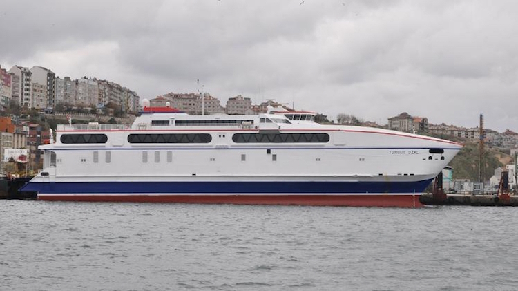 Olumsuz hava deniş ulaşımını vurdu