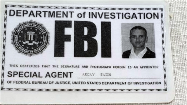 FETÖ'cünün Üstünden Sahte FBI Kimliği Çıktı