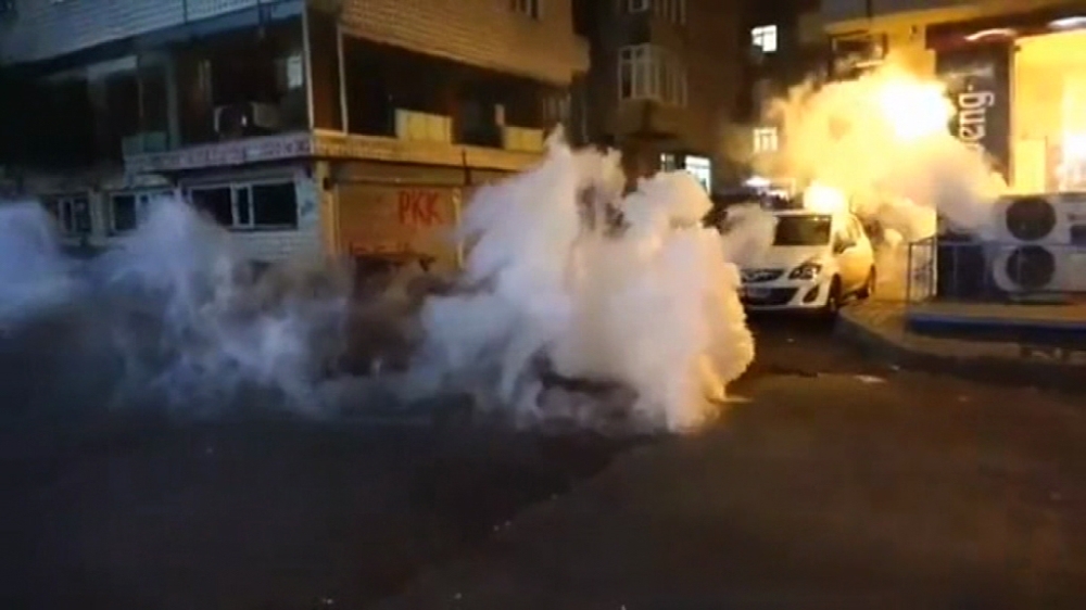 Korsan Gösterilerde Vurulan Kadın Öldü