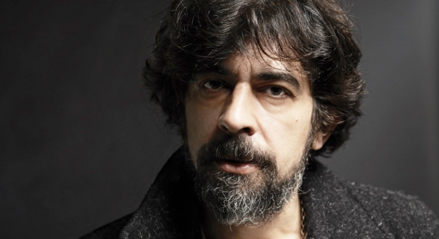 Okan Bayülgen Tarz Değiştirdi