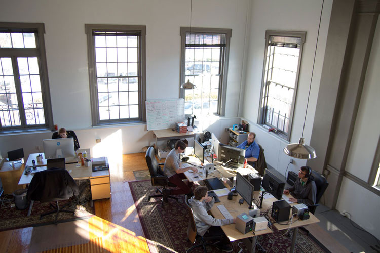 Dijital dünyanın savaşçıları; Dijital Ajanslar