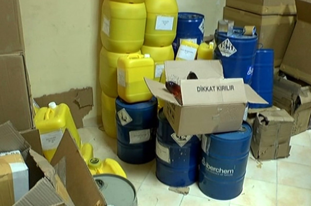 İstanbul'da 70 Bin Şişe Sahte Parfüm Ele Geçirildi