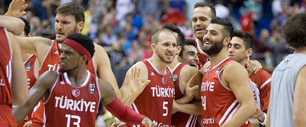 12 Dev Adam Uzattı Ama Kazandı!