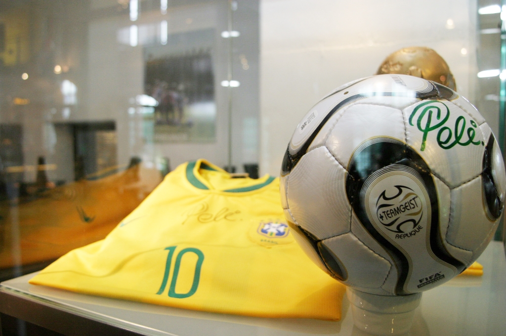 Pele'nin Eşyaları Satışa Çıkarıldı