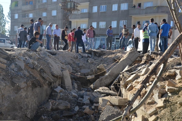 Bu bomba asfaltın altına nasıl döşendi?