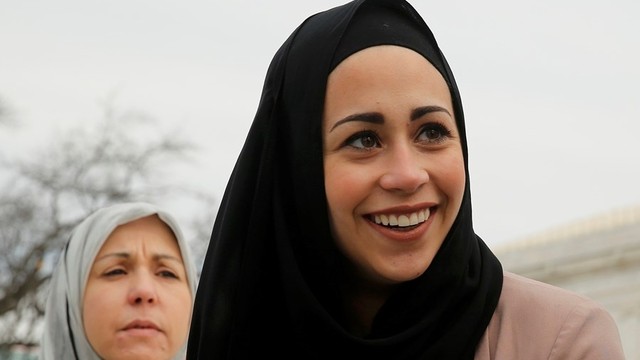 Ünlü Markadan Başörtülü Kadına Tazminat