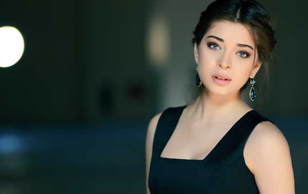 Öykü Çelik Ehliyetini Kaptırdı