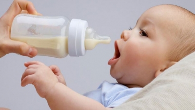 Anneler Dikkat! O Bebek Mamasının Zehirli Virüs Nedeniyle Satışı Durduruldu